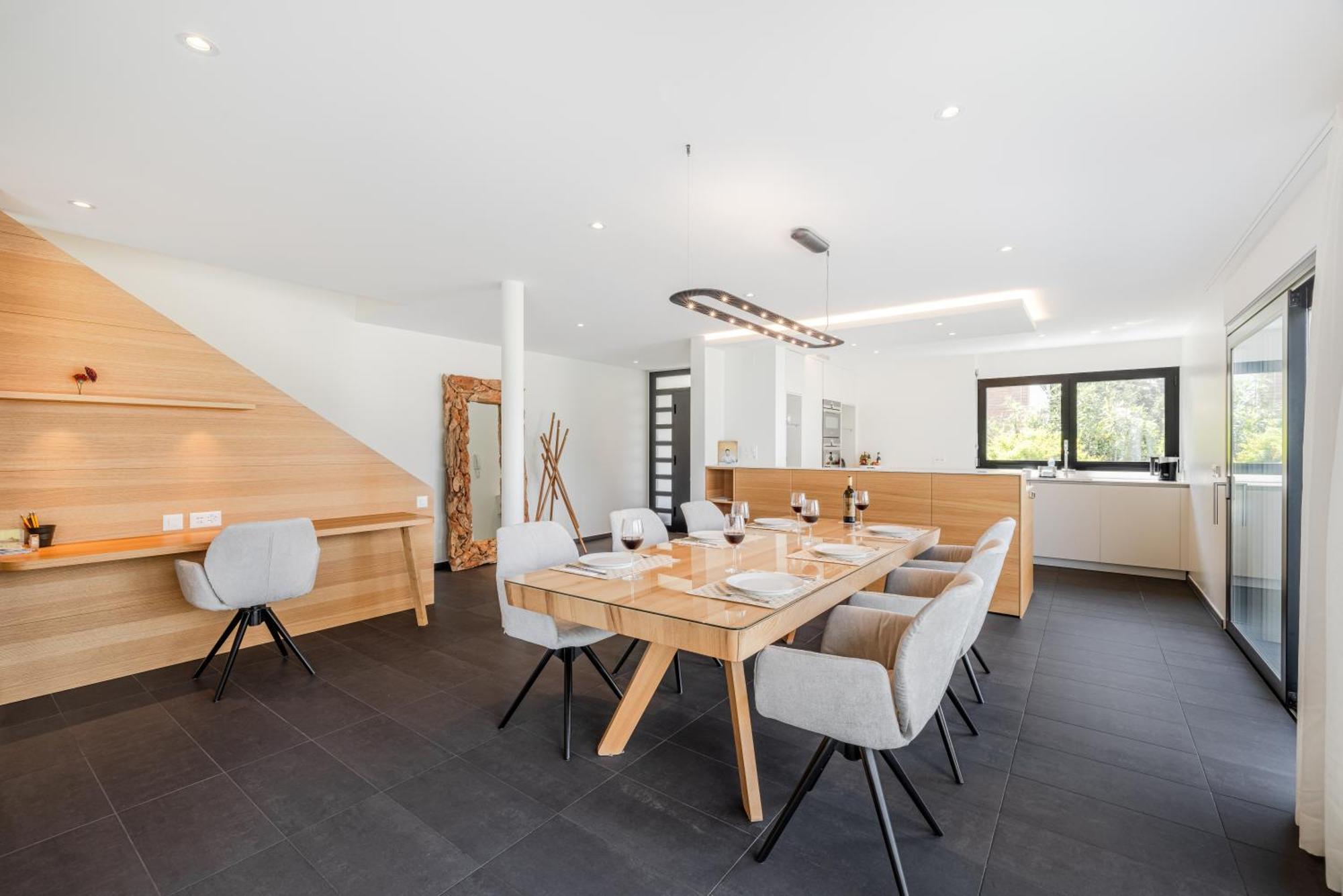 Villa Girandola With Private, Heated Pool Lugano